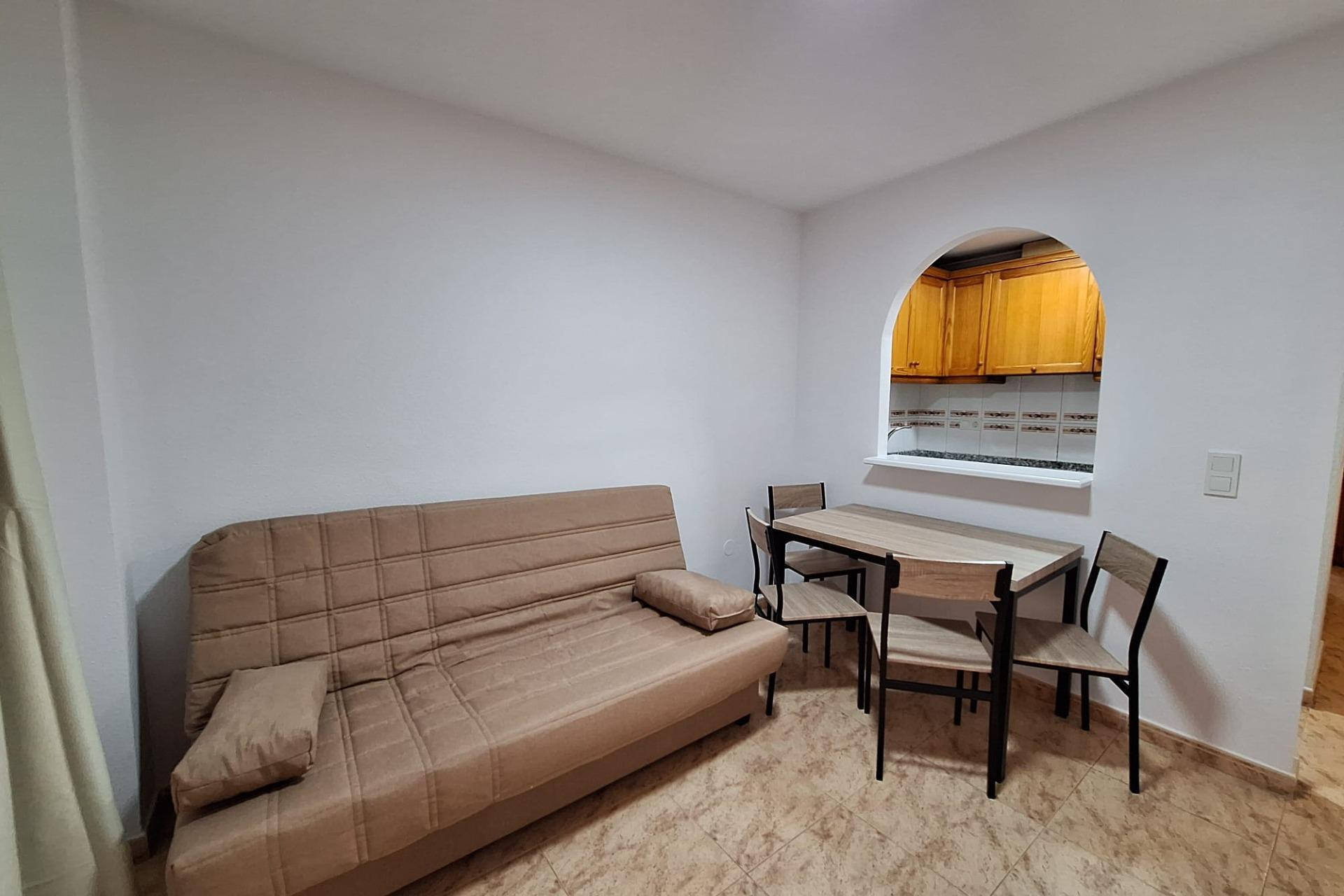 Lange Termijn Verhuur - Appartement  - Torrevieja - Playa del cura