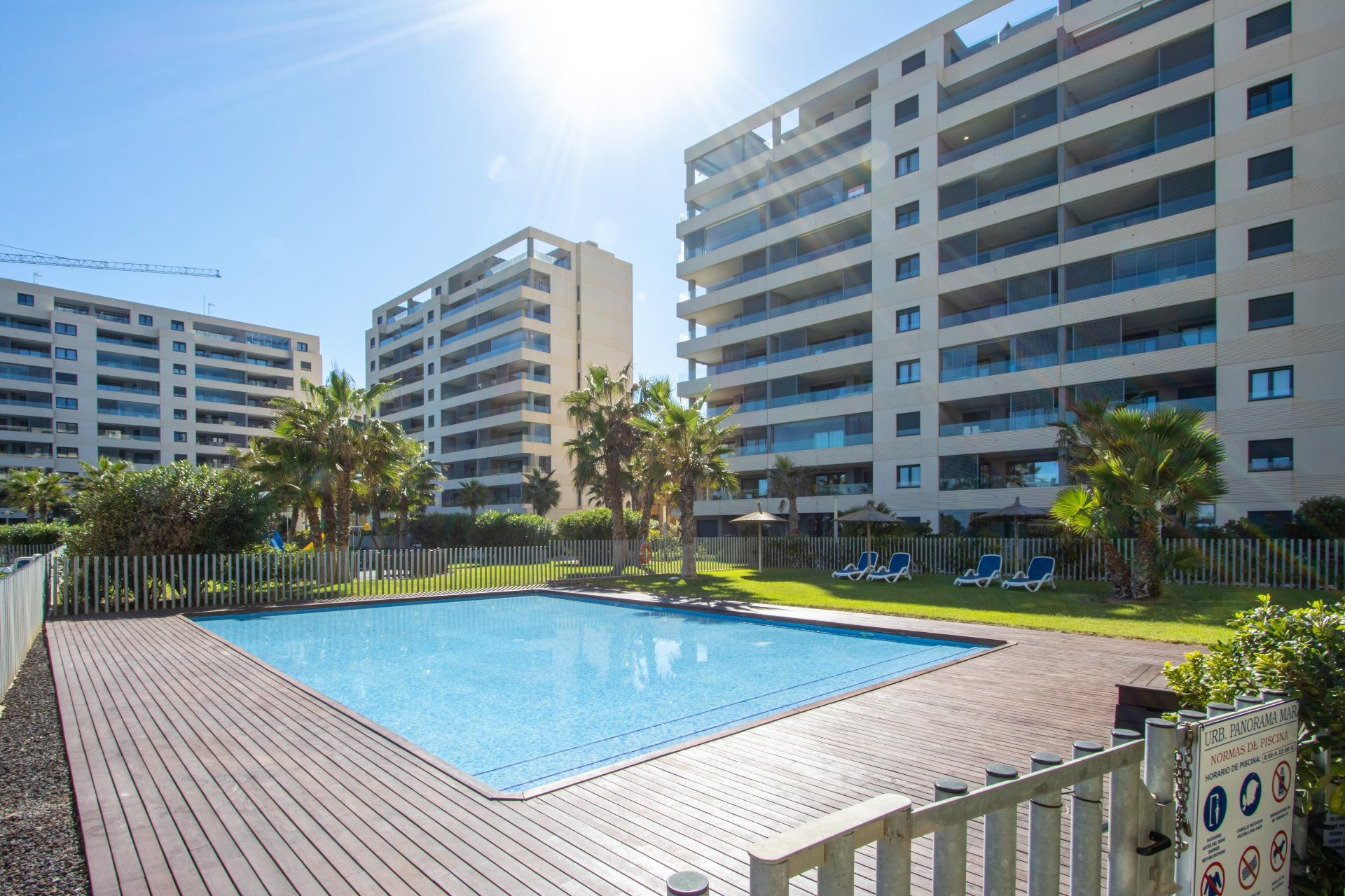 Lange Termijn Verhuur - Appartement  - Torrevieja - Punta prima