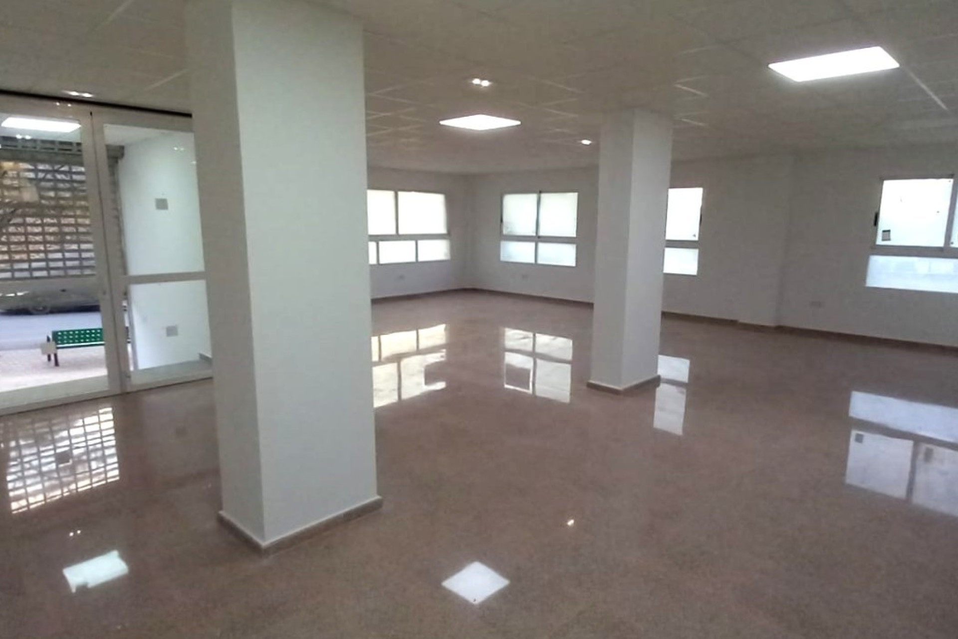 Lange Termijn Verhuur - Lokaal - Callosa De Ensarrià