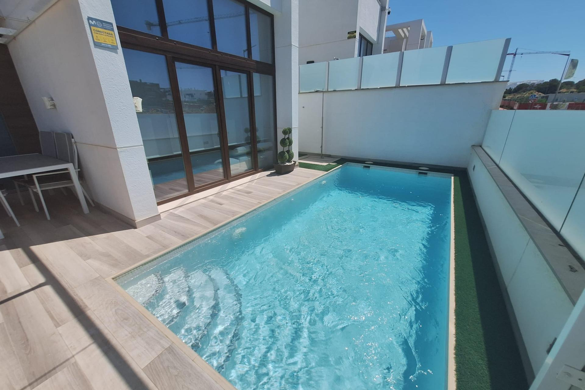 Lange Termijn Verhuur - Villa - Torrevieja - Los Balcones