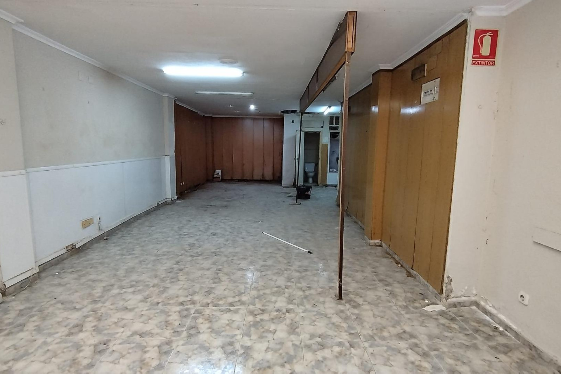 Lange Termijn Verhuur - Winkel Ruimte - Alicante - Carolinas Bajas