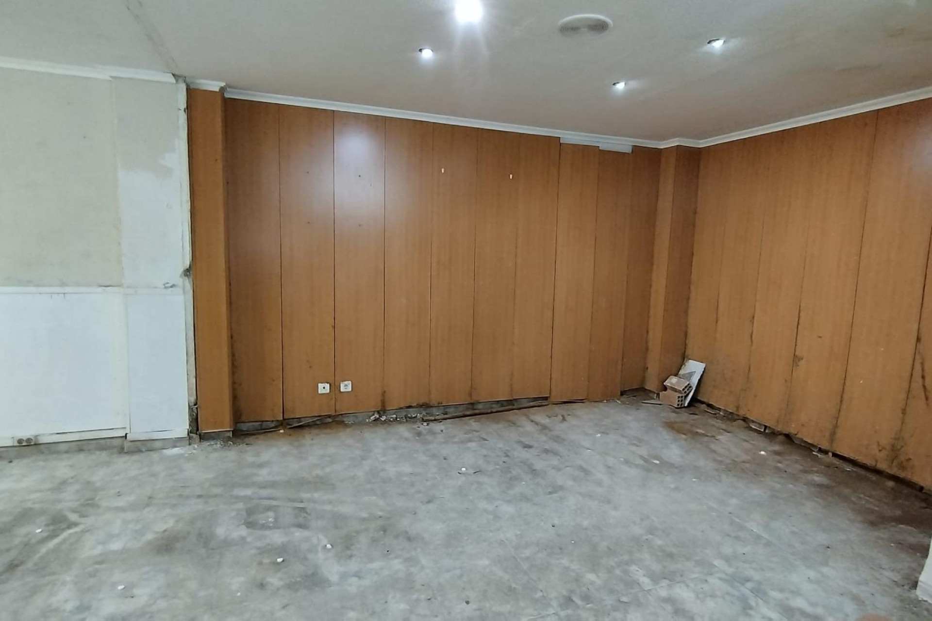 Lange Termijn Verhuur - Winkel Ruimte - Alicante - Carolinas Bajas