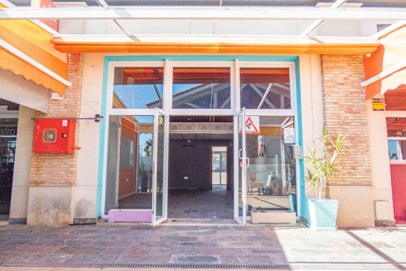 Local Comercial - Reventa - La Finca Golf - JJLF-70701