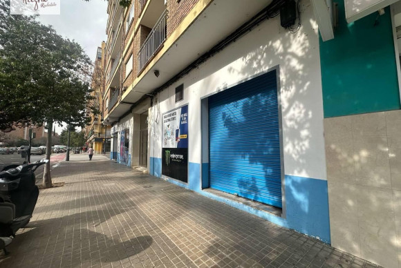 Local Comercial - Reventa - Valencia - Mont-Olivet