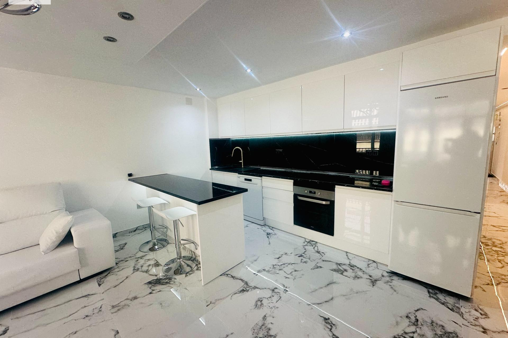 Location à long terme - Appartement - Alicante - Campoamor