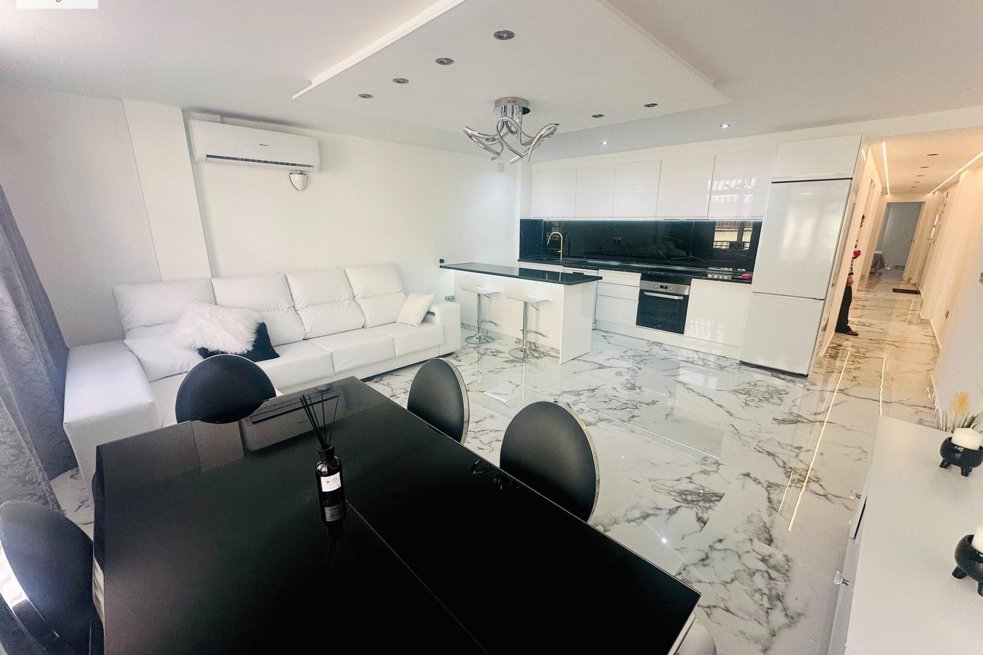 Location à long terme - Appartement - Alicante - Campoamor