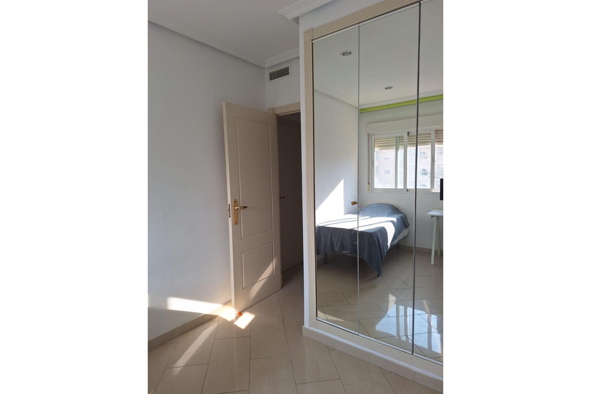 Location à long terme - Appartement - Alicante - Playa de San Juan