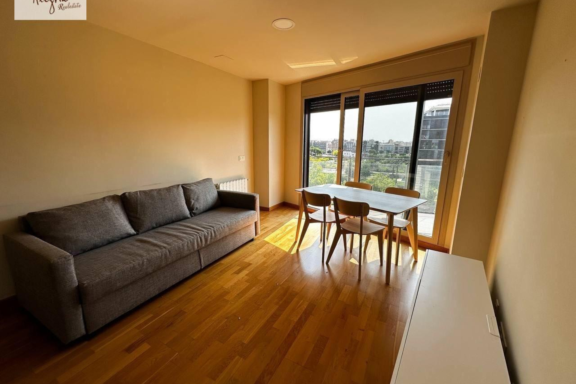 Location à long terme - Appartement - Castellon - Castello de la Plana - Gran Vía