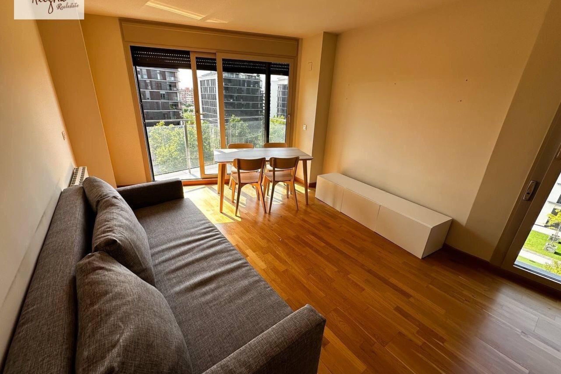 Location à long terme - Appartement - Castellon - Castello de la Plana - Gran Vía