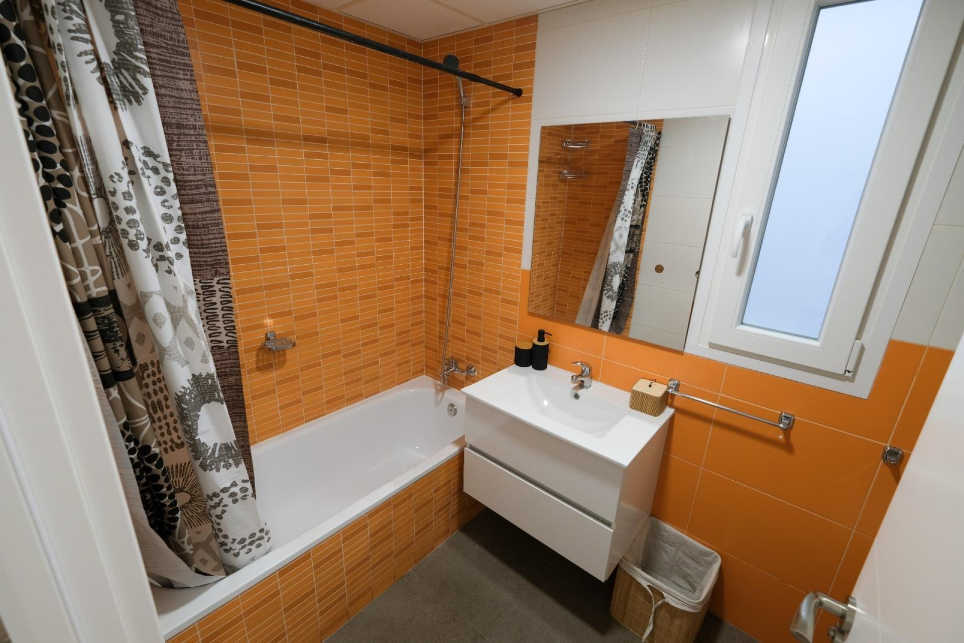 Location à long terme - Appartement - SAN JUAN ALICANTE - Carolinas altas