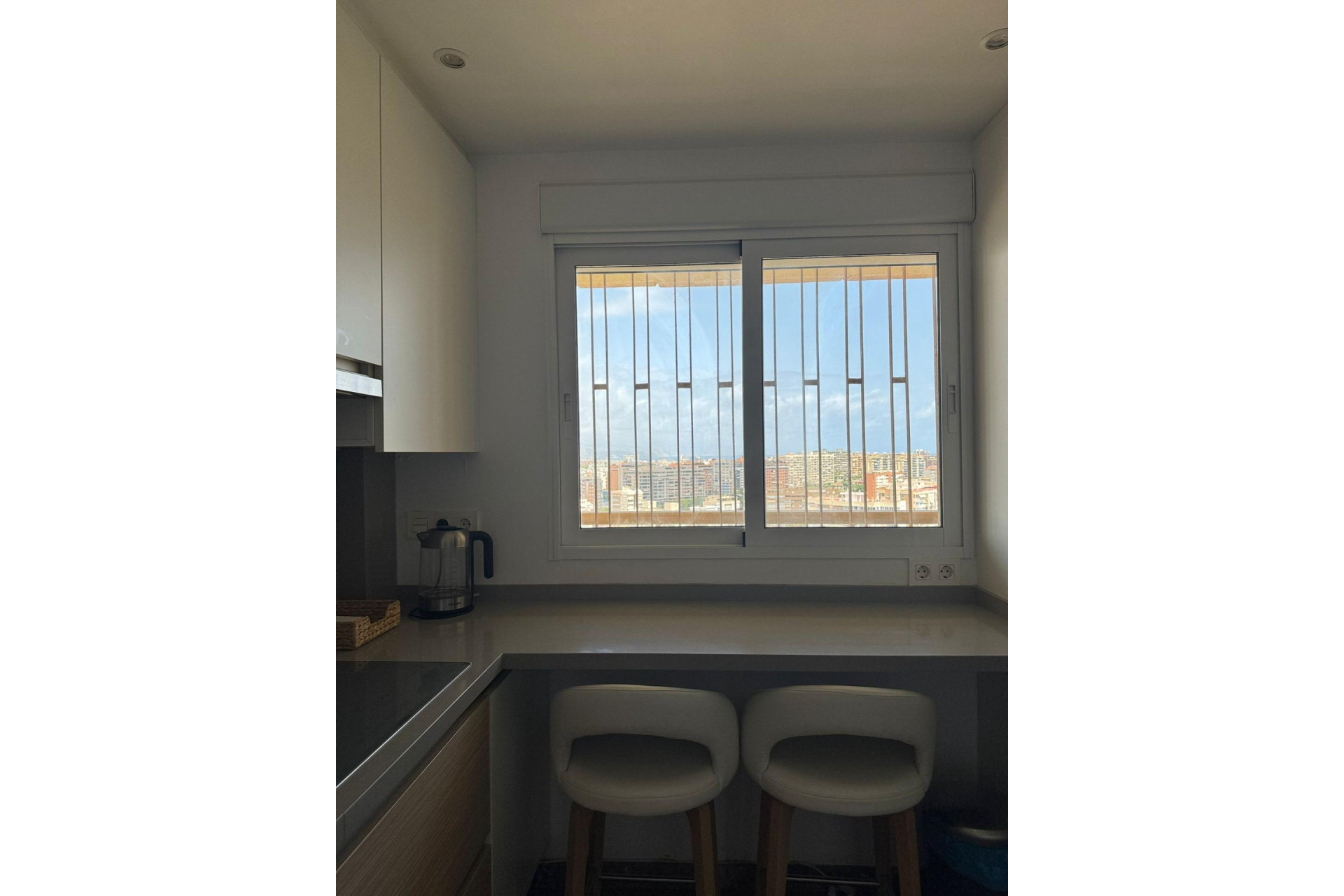 Location à long terme - Appartement - San Juan de Alicante - Avda costablanca