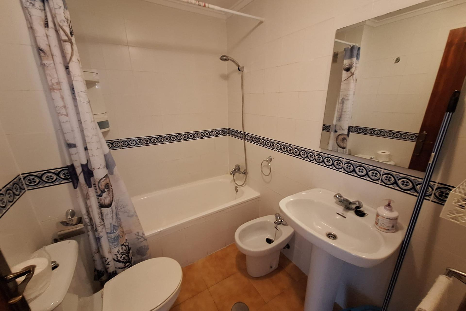 Location à long terme - Appartement - Torrevieja - Calas blanca