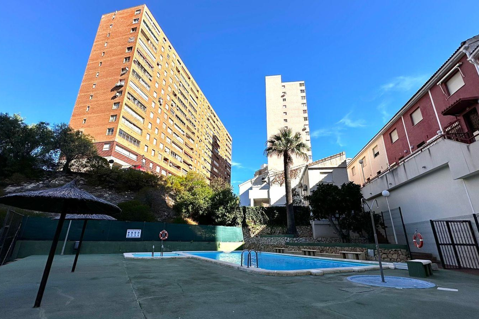 Location à long terme - Bungalow - Benidorm - Hotel Bali