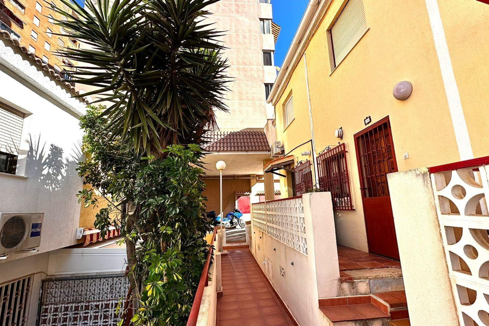 Location à long terme - Bungalow - Benidorm - Hotel Bali