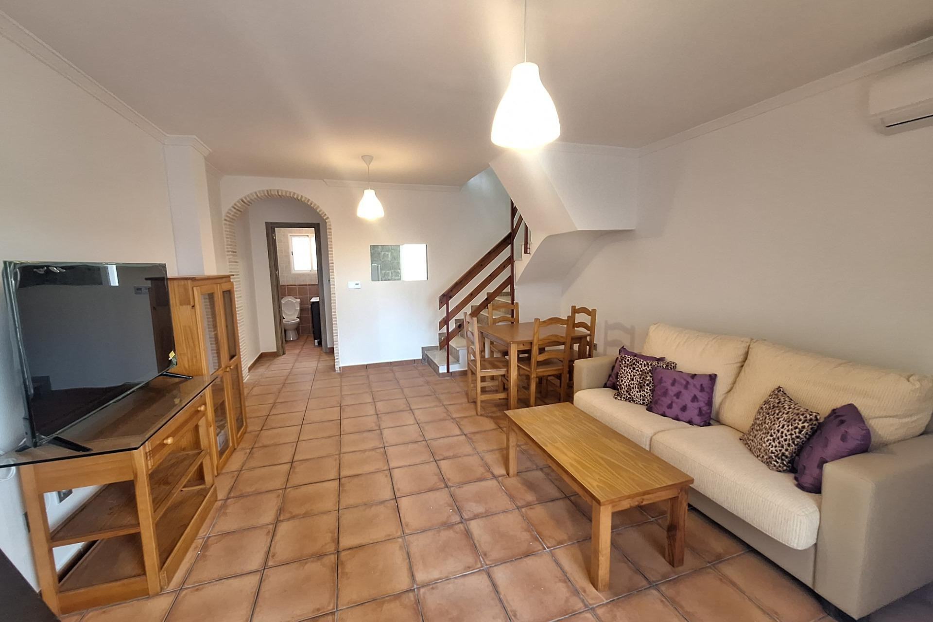 Location à long terme - Casa Tipo Dúplex - Torrevieja - Aguas Nuevas