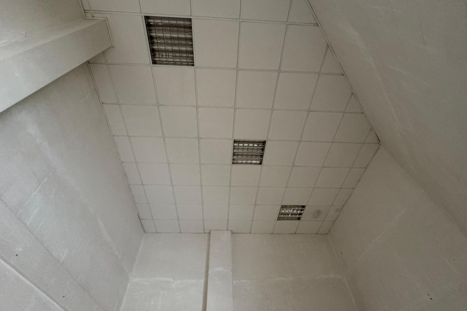 Location à long terme - Commercial Unit - Alicante - Altozano