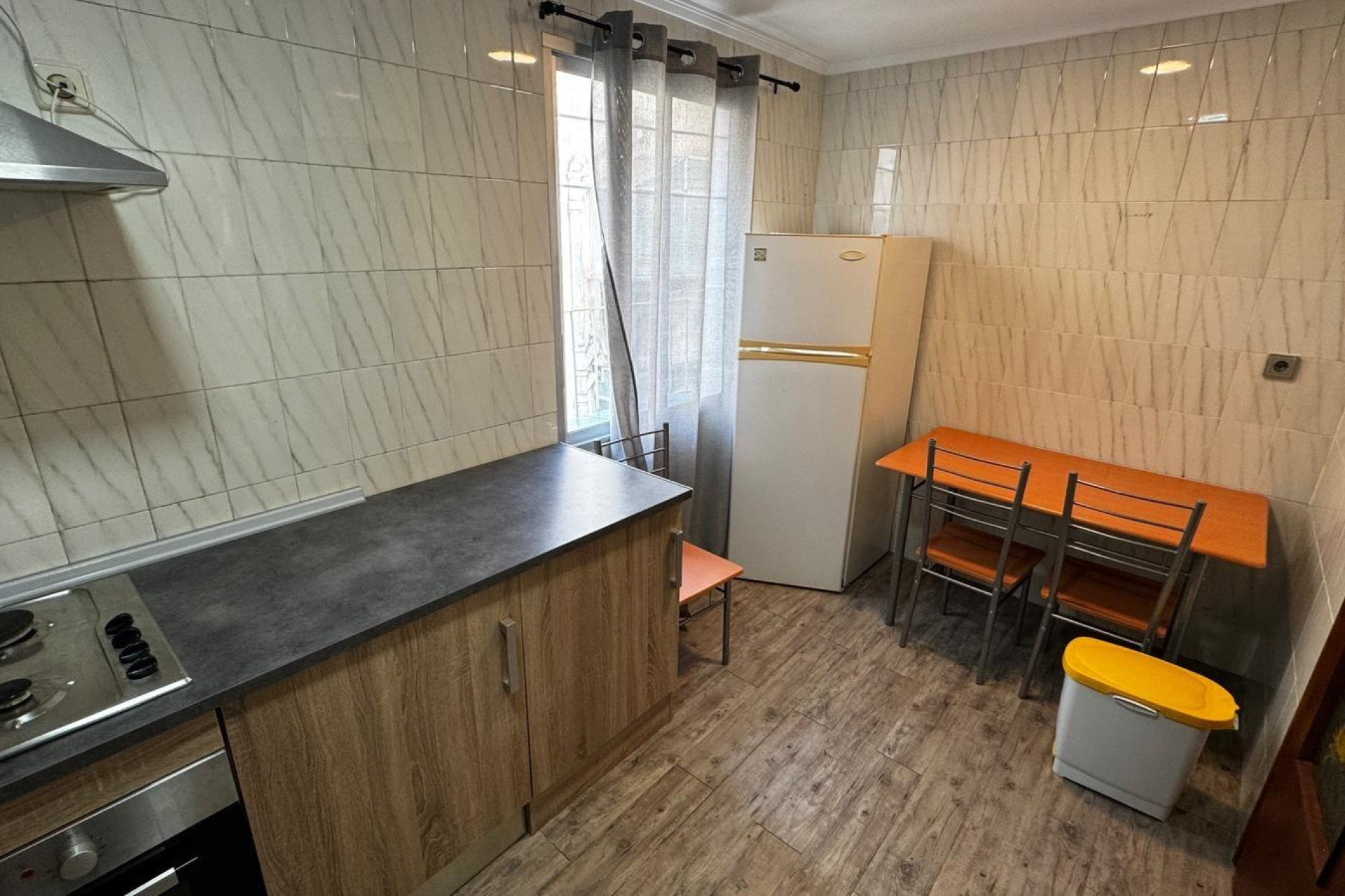 Location à long terme - Penthouse -  Dúplex - Alicante - Virgen del Remedio-Parque lo Morant