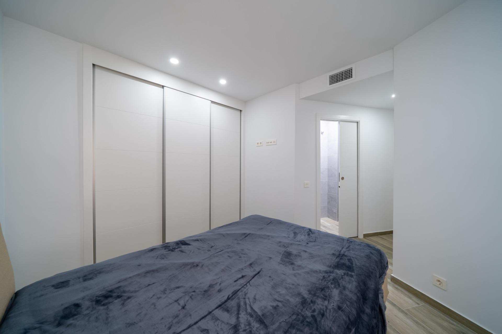 Long Term Rental - Apartment  - Alicante - Centro