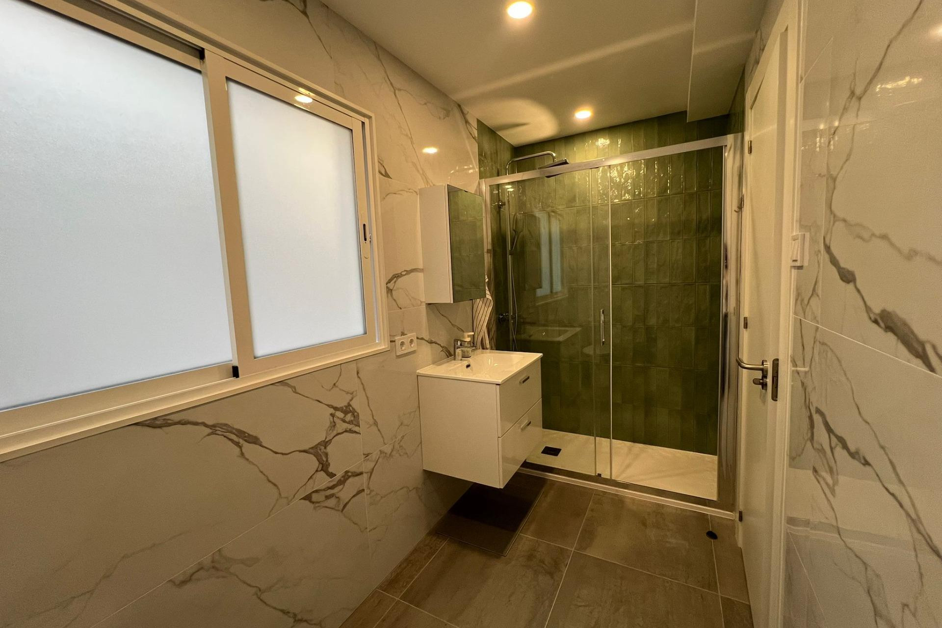 Long Term Rental - Apartment  - Alicante - Centro