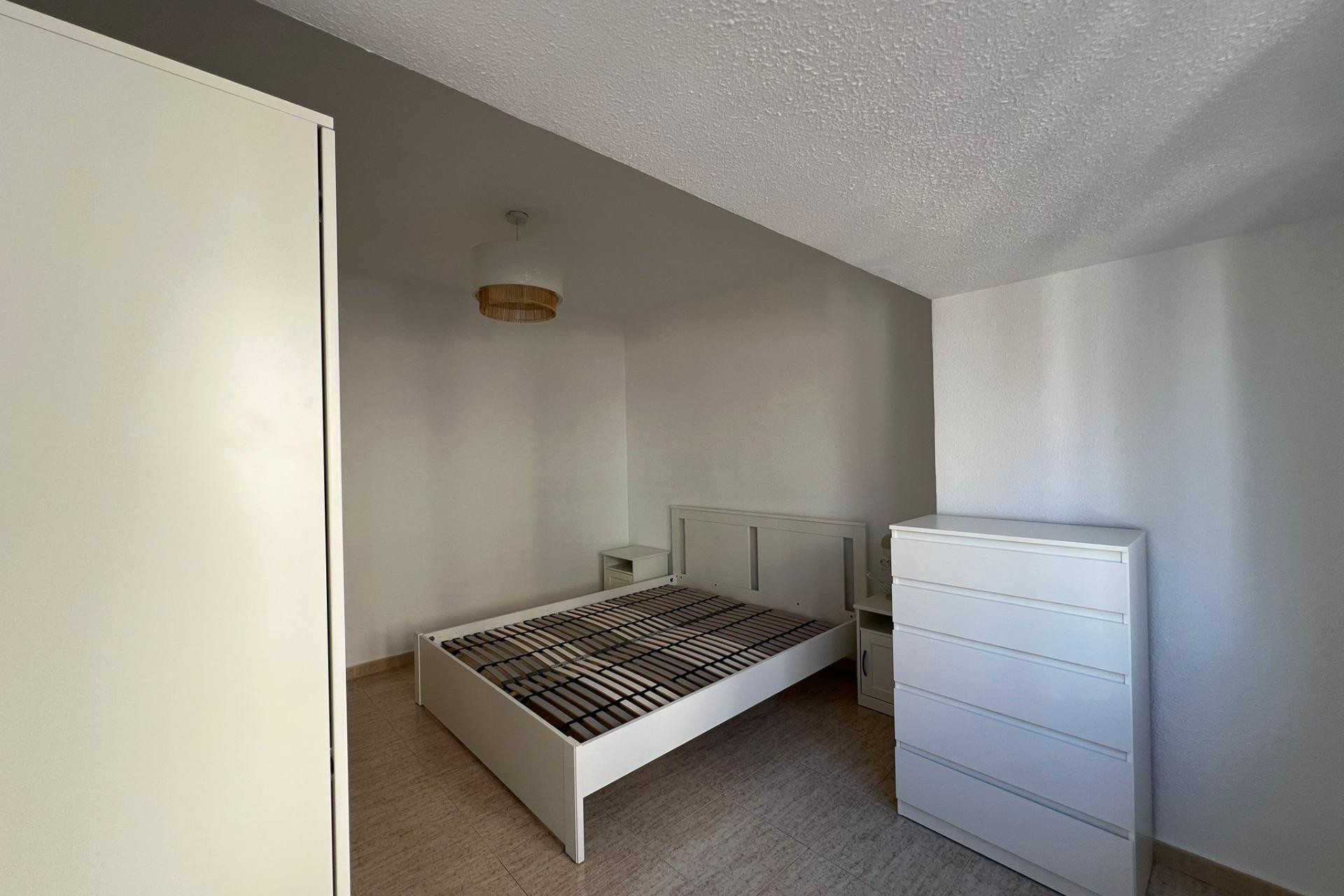 Long Term Rental - Apartment  - Alicante - Centro