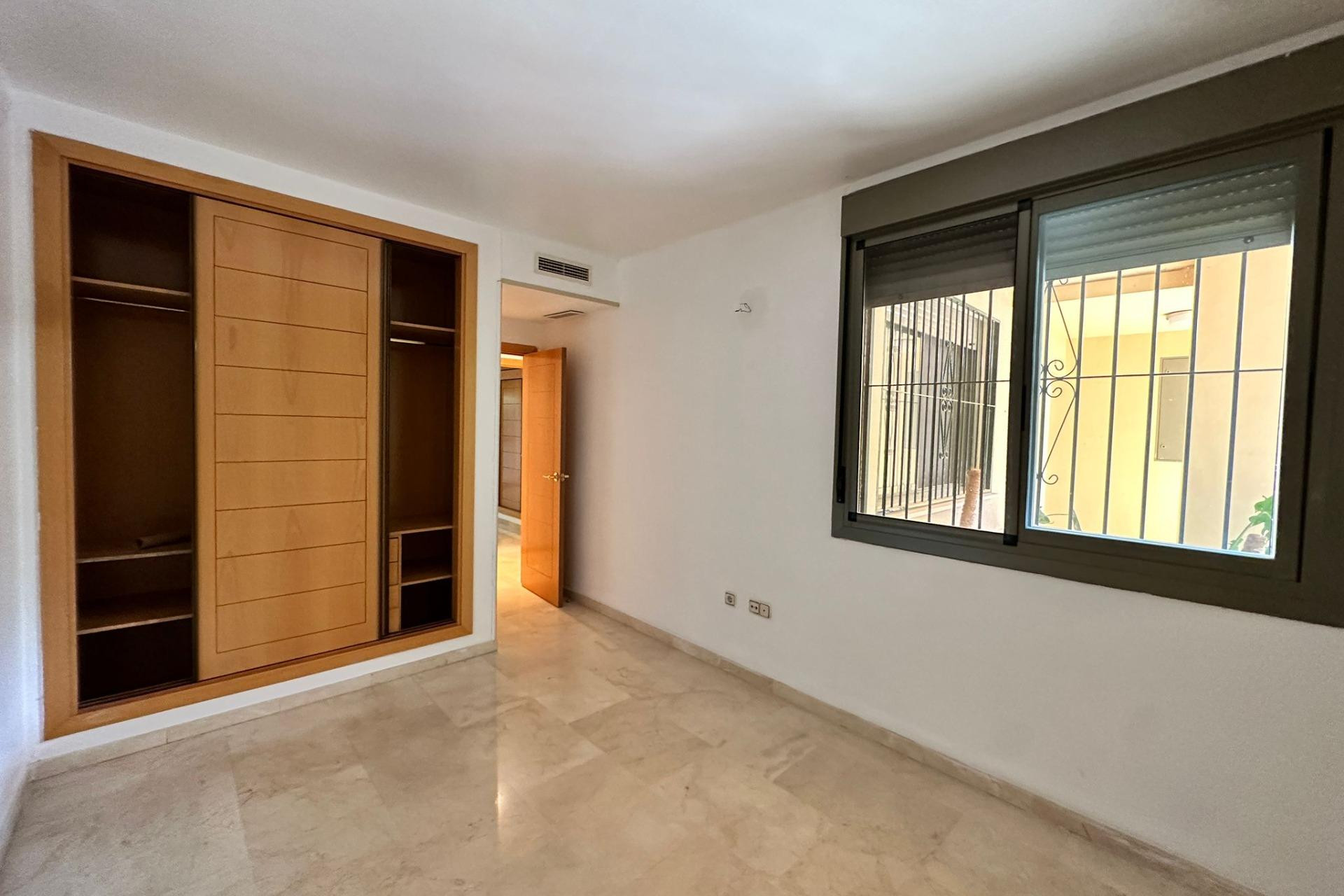 Long Term Rental - Apartment  - Alicante - Playa de San Juan