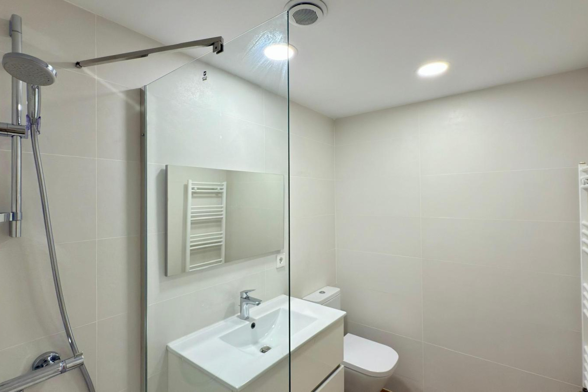 Long Term Rental - Apartment  - Alicante - Playa de San Juan