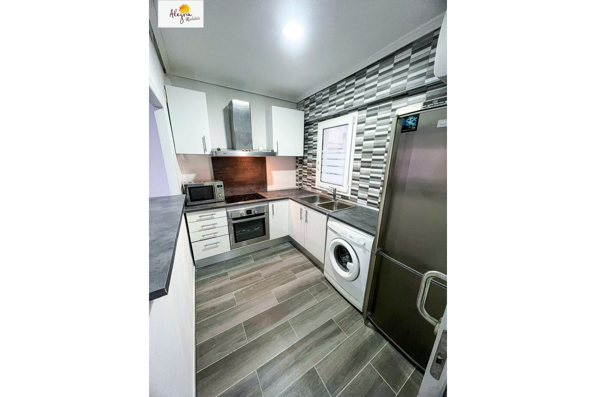 Long Term Rental - Apartment  - Torrent