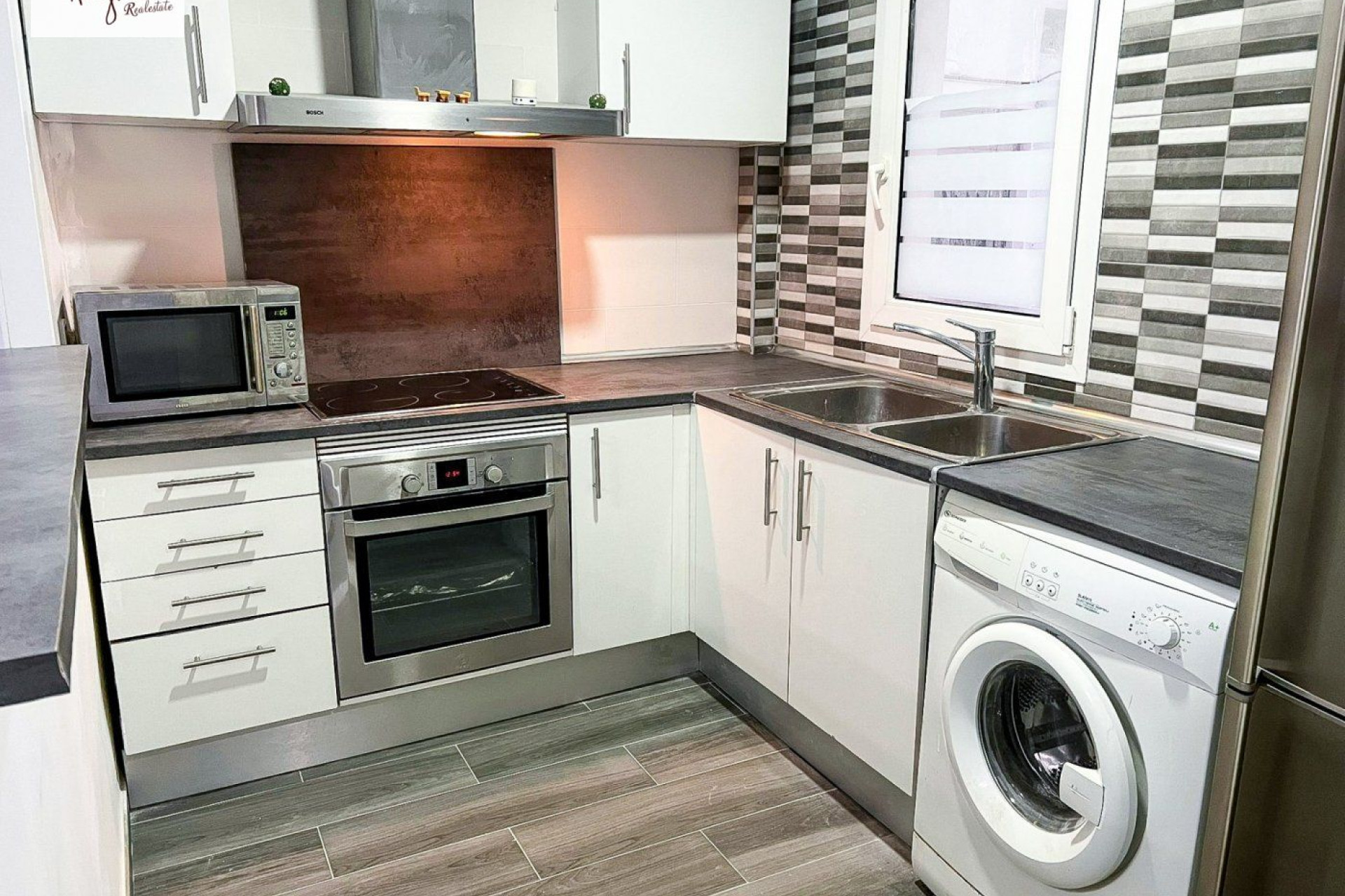 Long Term Rental - Apartment  - Torrent