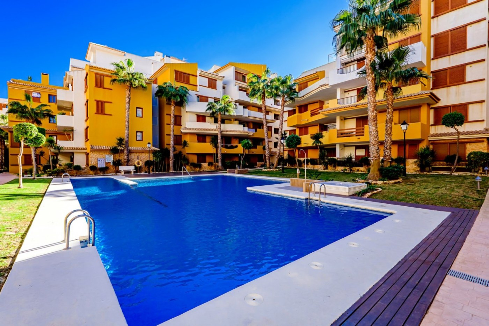 Long Term Rental - Apartment  - Torrevieja - Punta prima