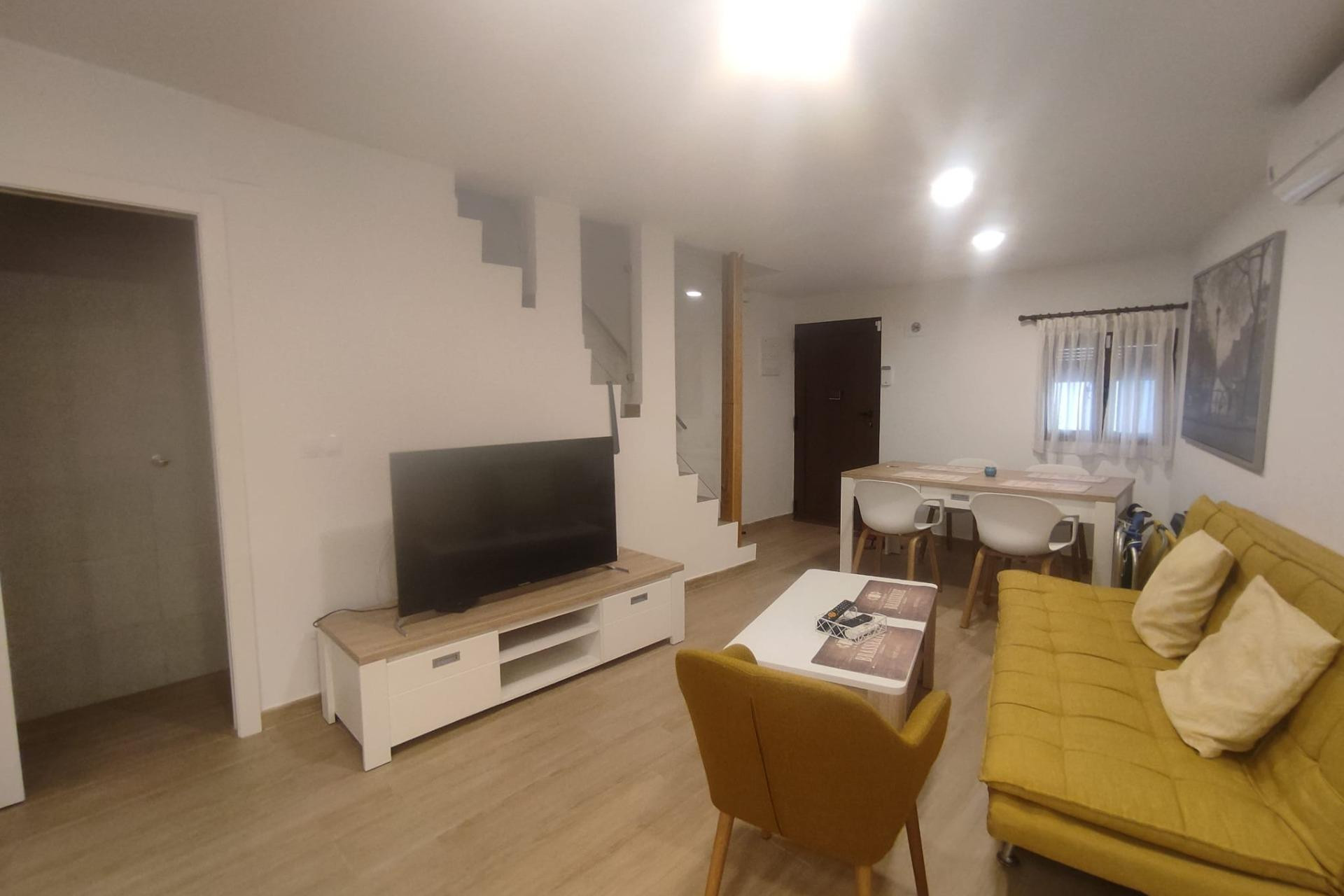 Long Term Rental - Apartment  - Villajoyosa - Pueblo