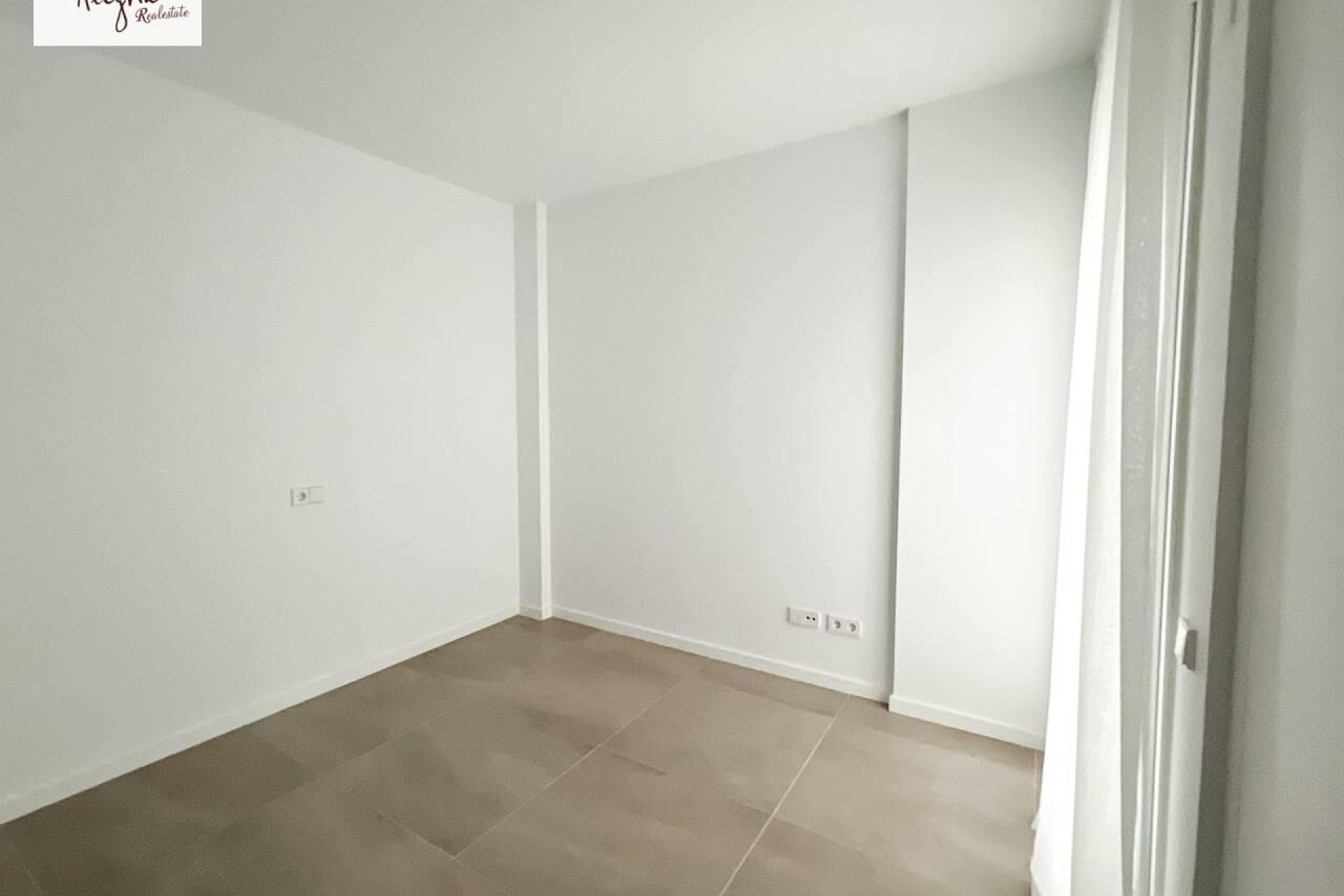 Long Term Rental - Casa Tipo Dúplex - Valencia - Ciutat Vella