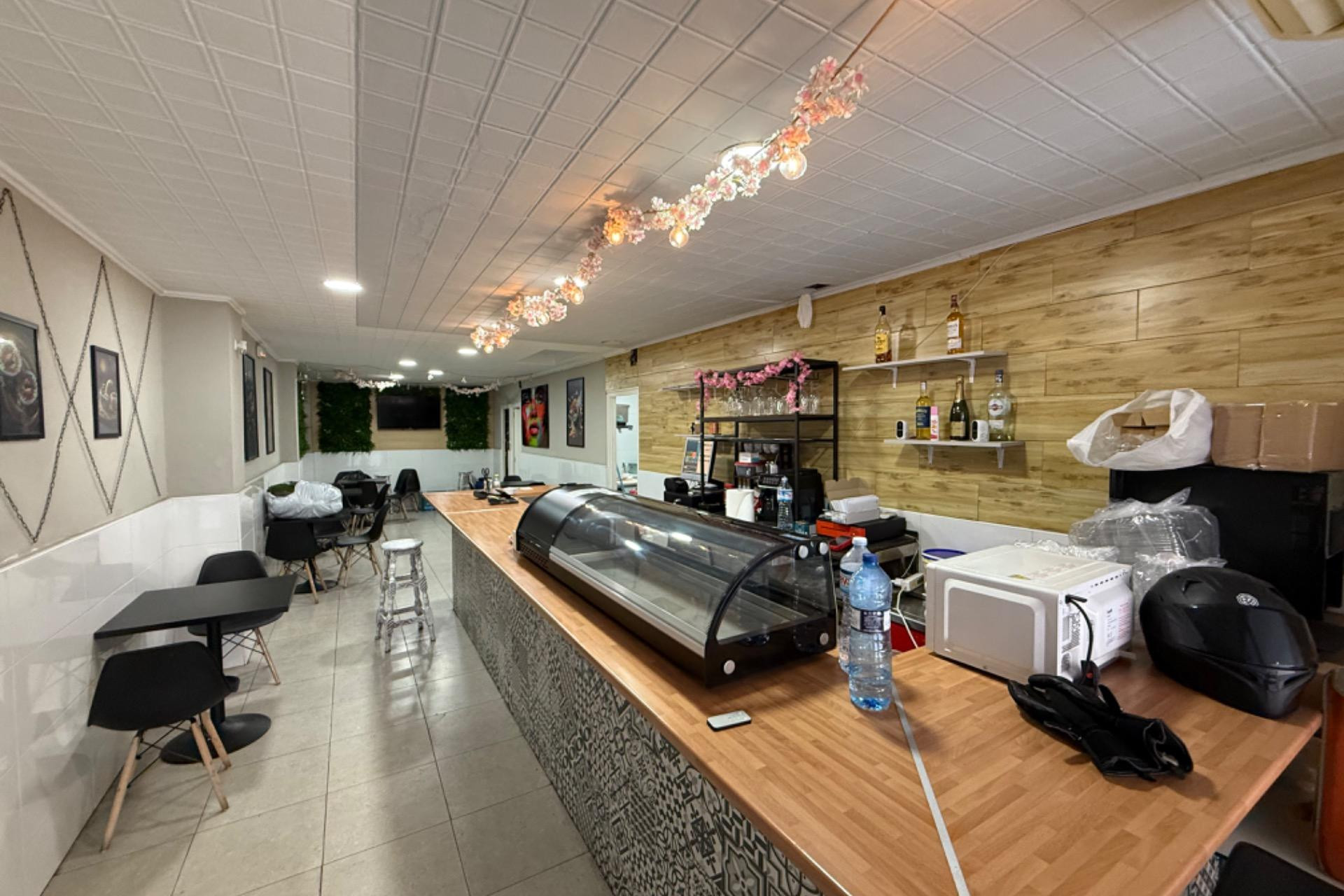 Long Term Rental - Commercial Unit - Alicante - Altozano