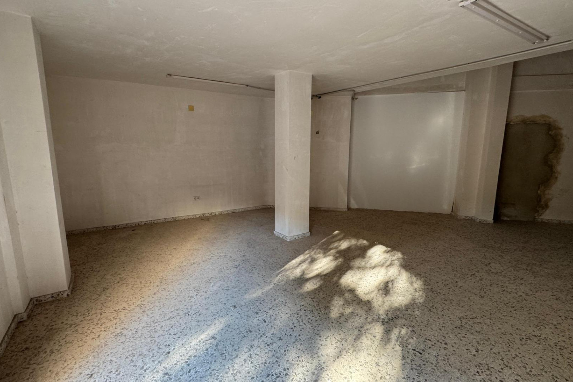 Long Term Rental - Commercial Unit - Alicante - Altozano