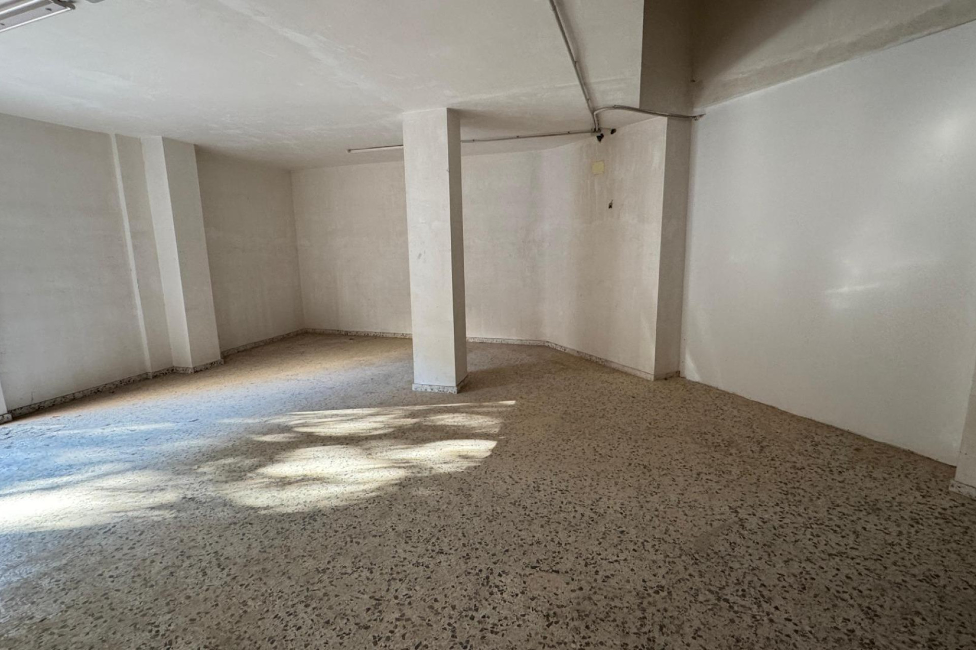 Long Term Rental - Commercial Unit - Alicante - Altozano