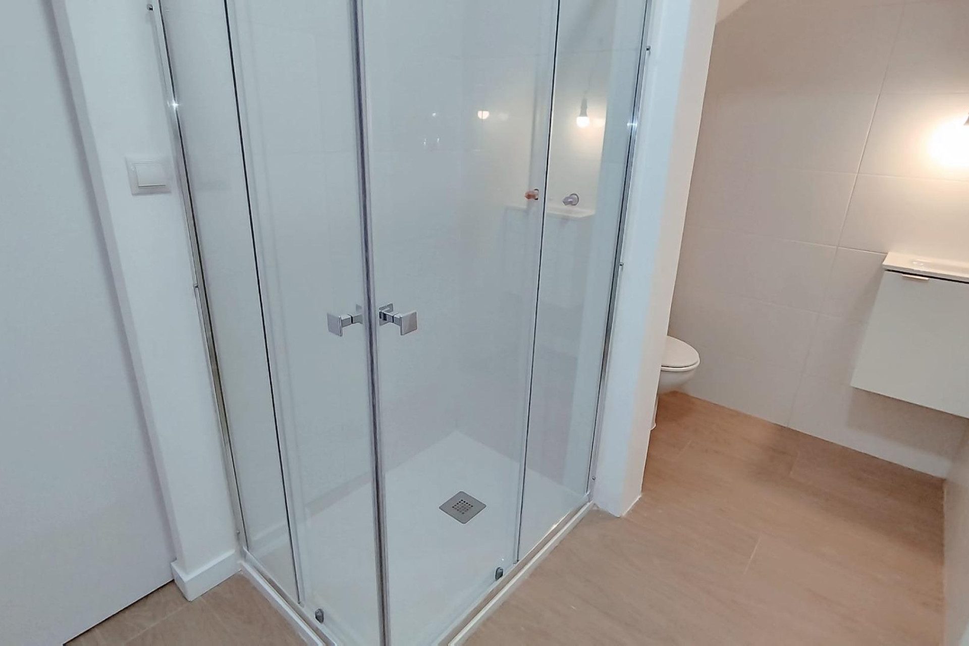 Long Term Rental - Commercial Unit - Alicante - La Florida