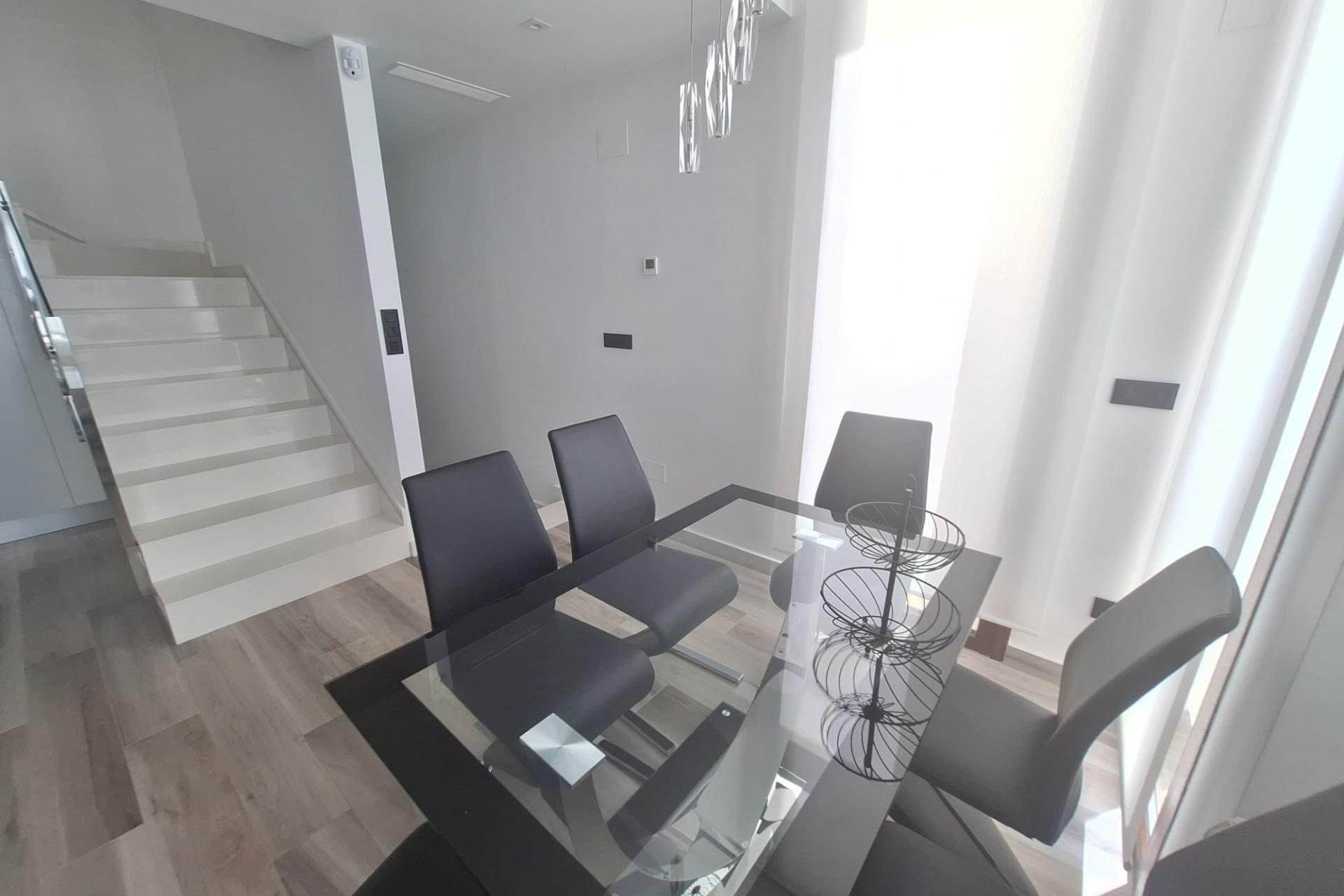 Long Term Rental - Villa - Torrevieja - Los Balcones