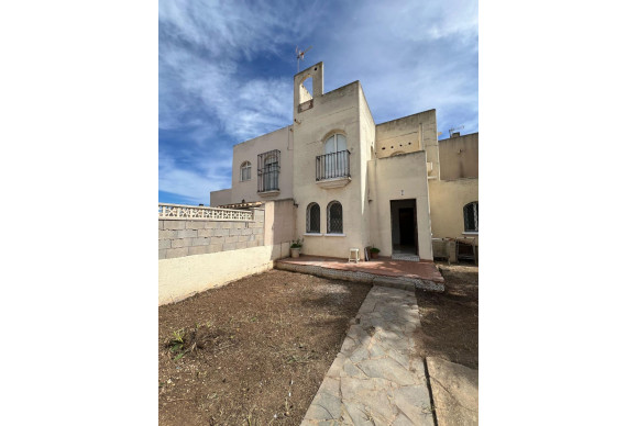 Maison de ville - Revente - Torrevieja - Carrefour