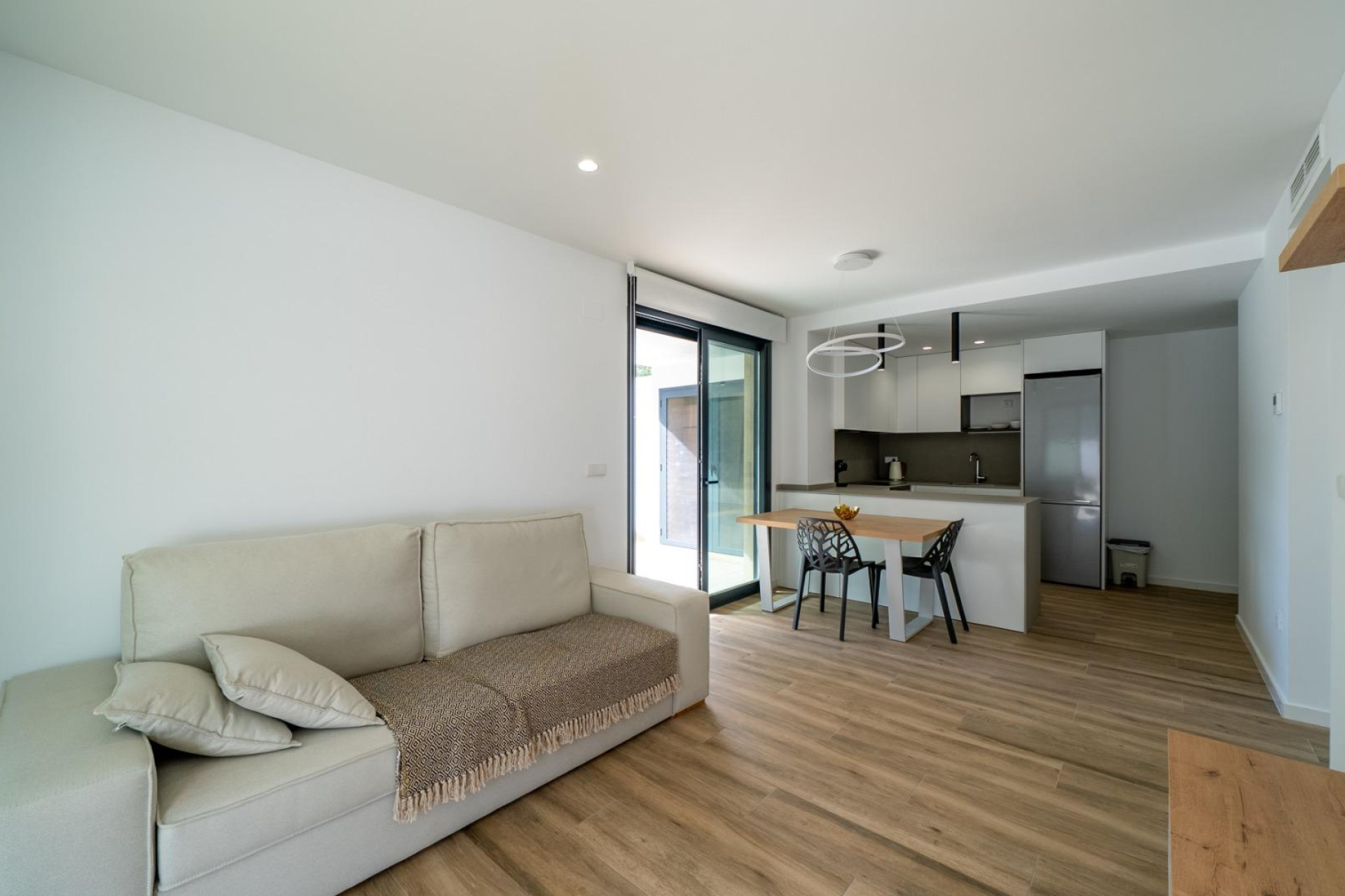 New Build - Apartment  - Arenales del Sol