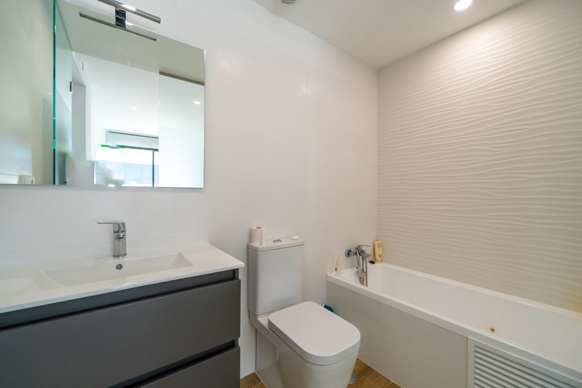 New Build - Apartment  - Arenales del Sol