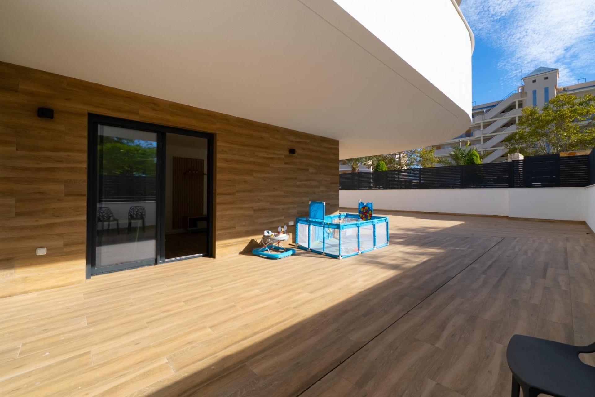 New Build - Apartment  - Arenales del Sol