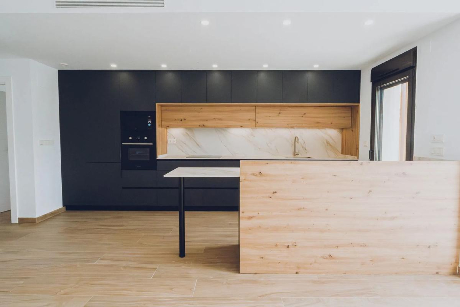 Nieuwbouw - Appartement  - Redovan