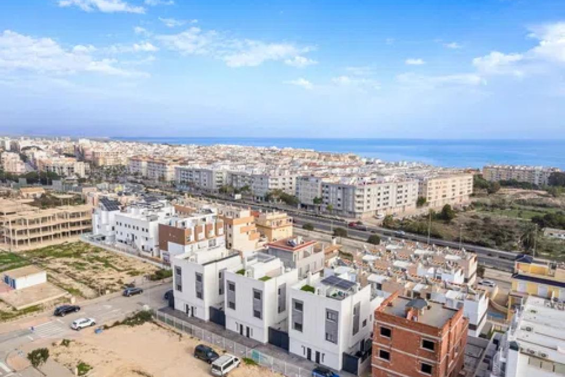 Nouvelle construction - Adosados - Guardamar del Segura - Calle Callosa, 15