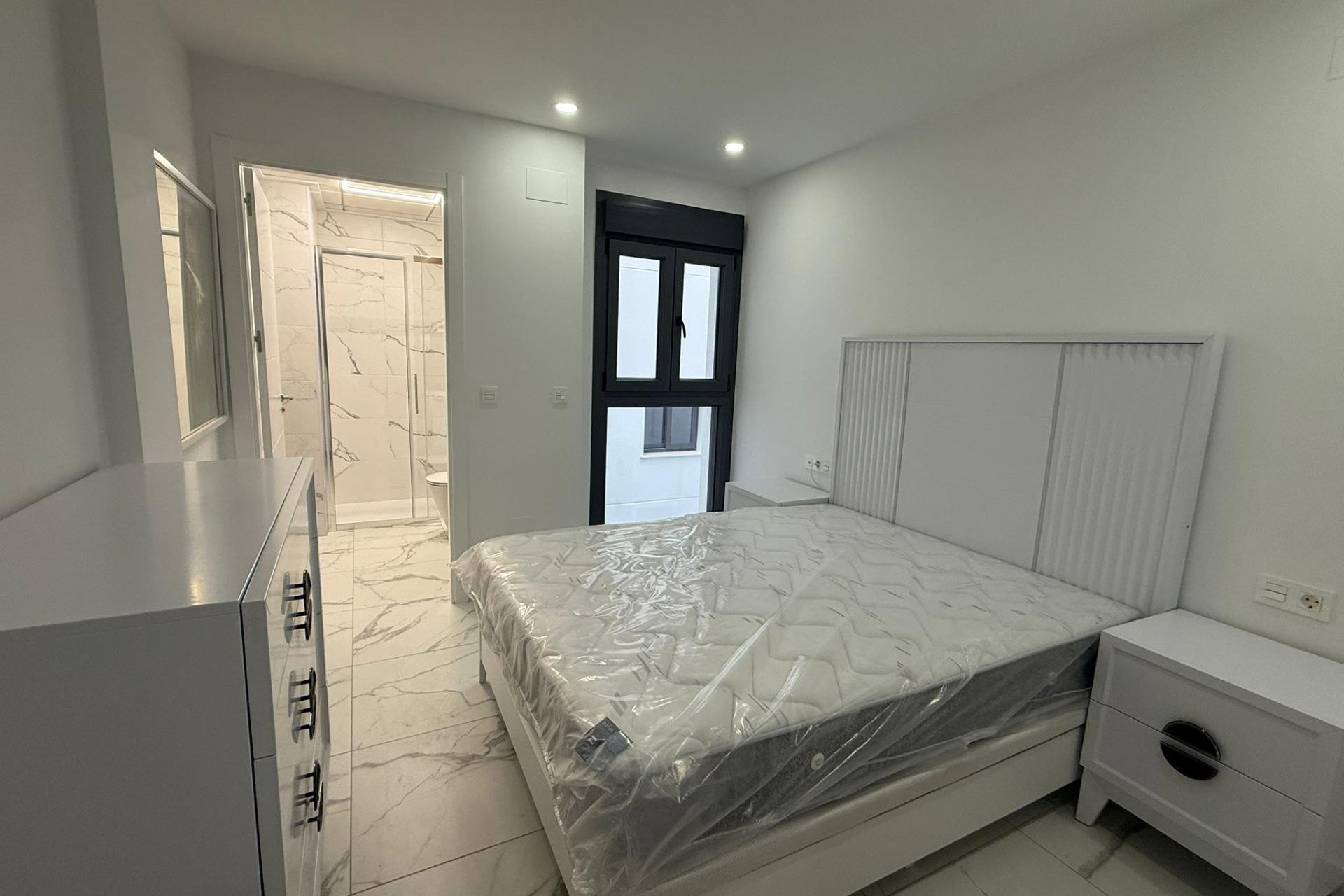 Nouvelle construction - Appartement - Torrevieja - Estacion de autobuses