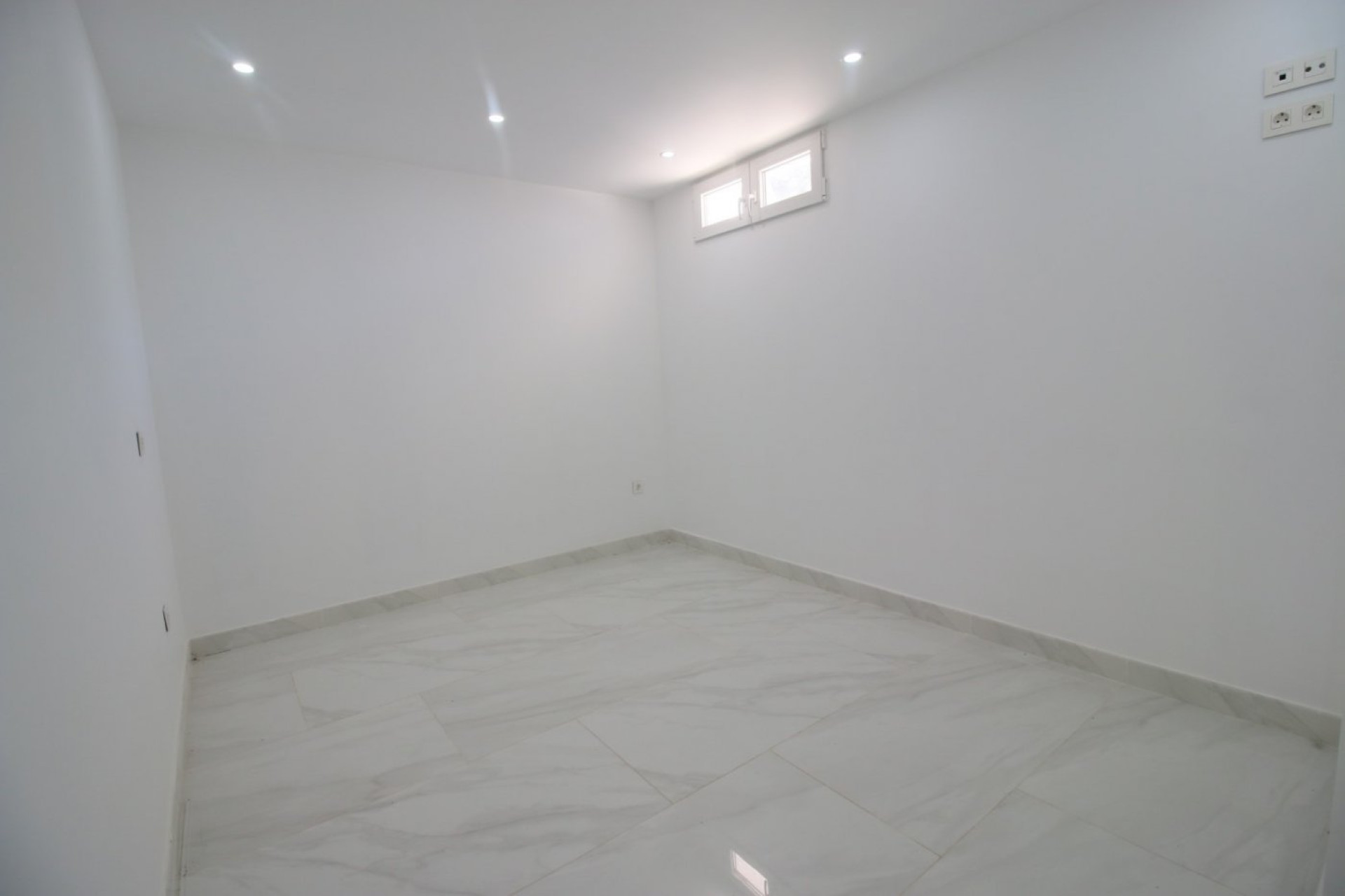 Nouvelle construction - House - La Nucía - Mercadona Avda. Coloma