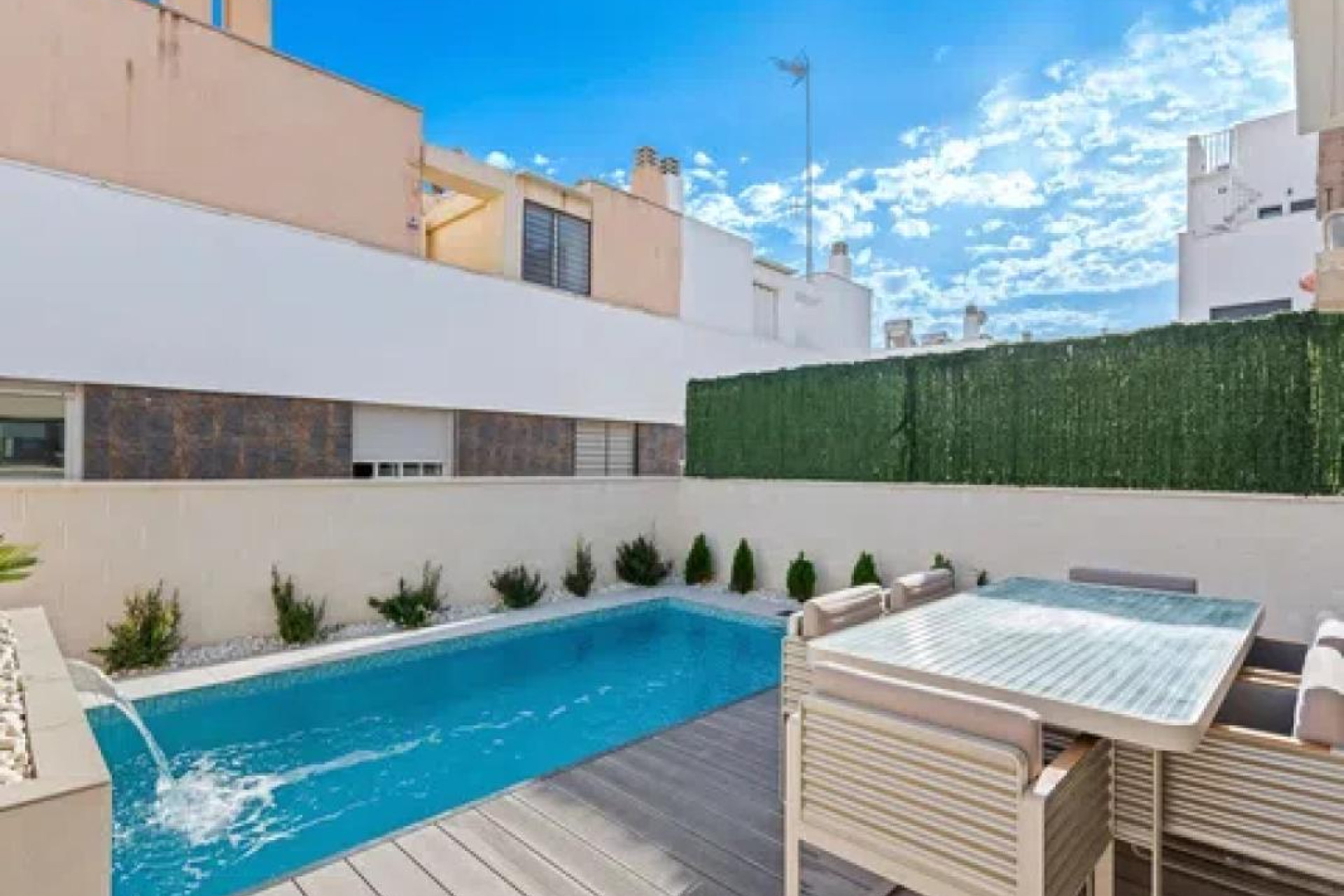 Nouvelle construction - Maison de ville - Guardamar del Segura