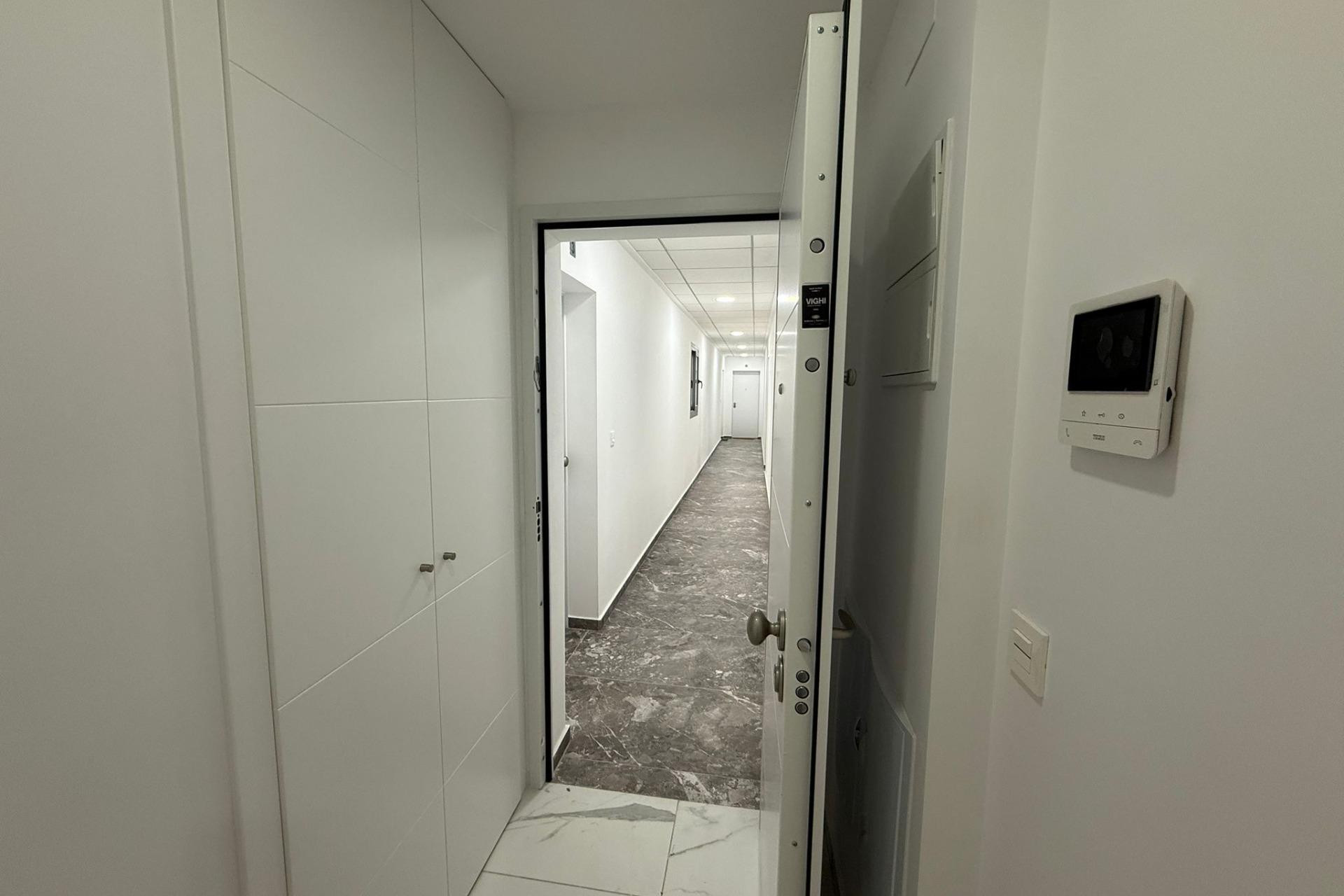 Obra nueva - Apartamento / piso - Torrevieja - Estacion de autobuses