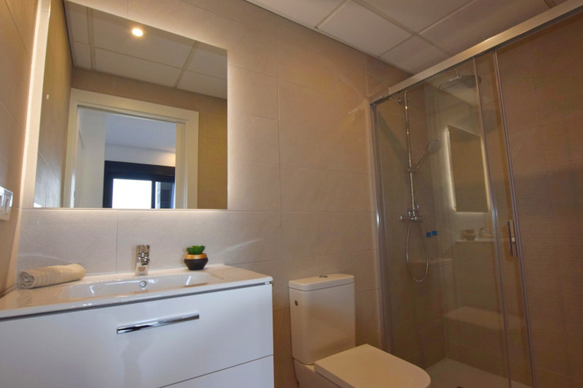 Obra nueva - Áticos - Torrevieja - 03188