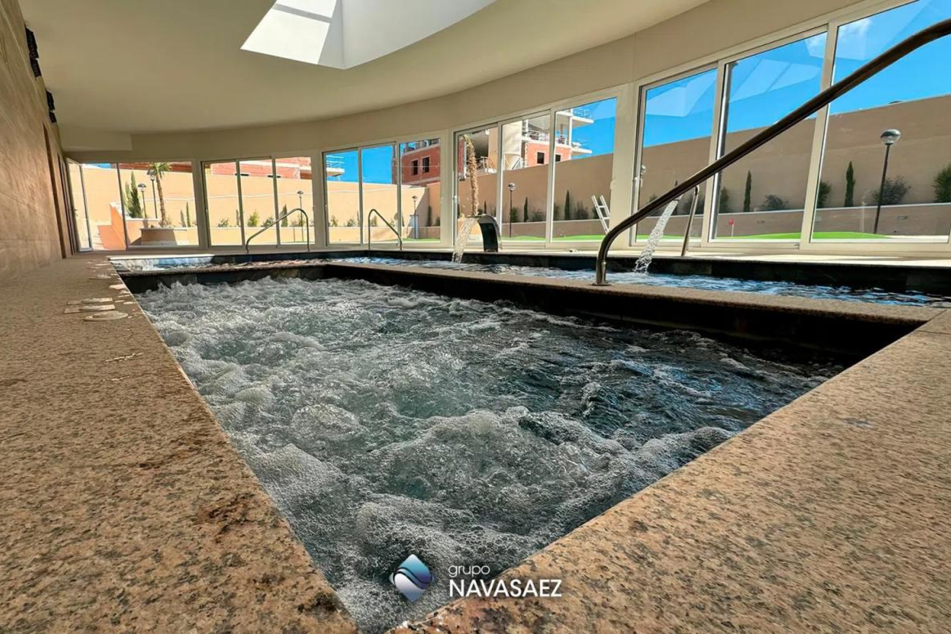 Obra nueva - Bajos - Guardamar del Segura - Plaza El Xiper s/n