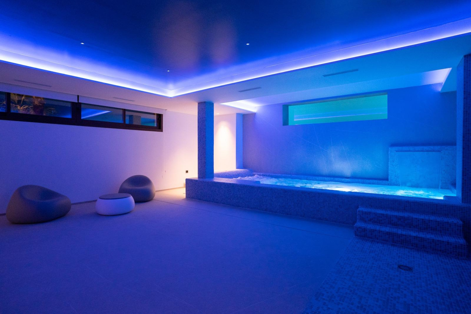 Obra nueva - Villa de Lujo - Benidorm - Urbanizaciones