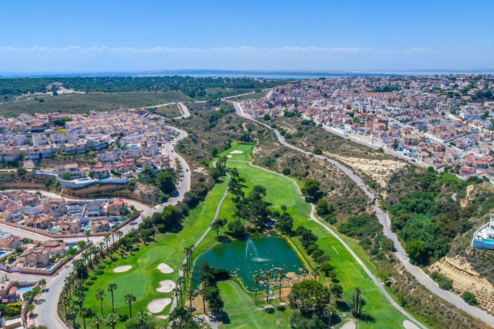 Obra nueva - Villa de Lujo - Ciudad Quesada - Pueblo bravo